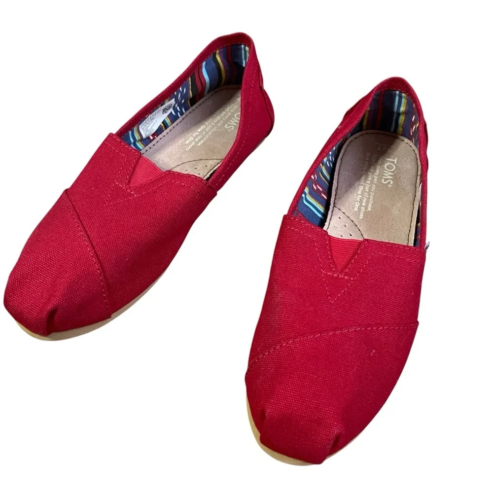 Toms Alpargates Red Canvas Flats Slip-On Canvas Loafers Comfort Cushion Easy on.